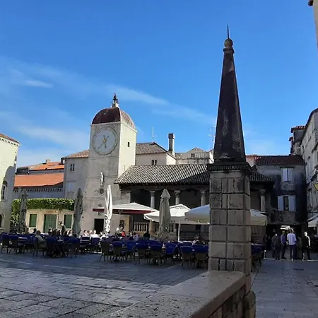 Viktorija * Seget Vranjica