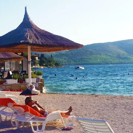 Viktorija Appartement Seget Vranjica