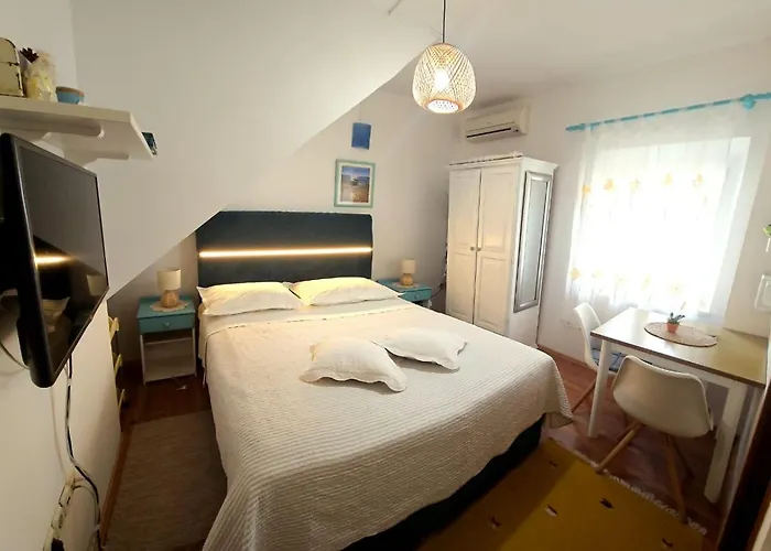 Apartment Viktorija Seget Vranjica