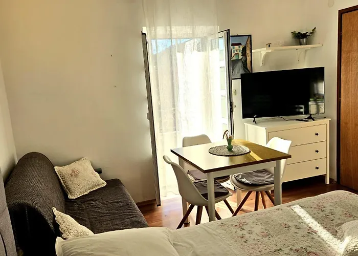 Viktorija Apartment